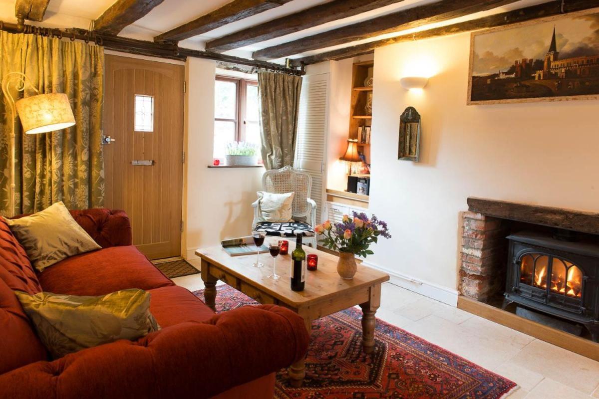 Meddlars A Historic Cottage On The Countryside Edge Of A Vibrant Market Town Hadleigh  Exteriér fotografie